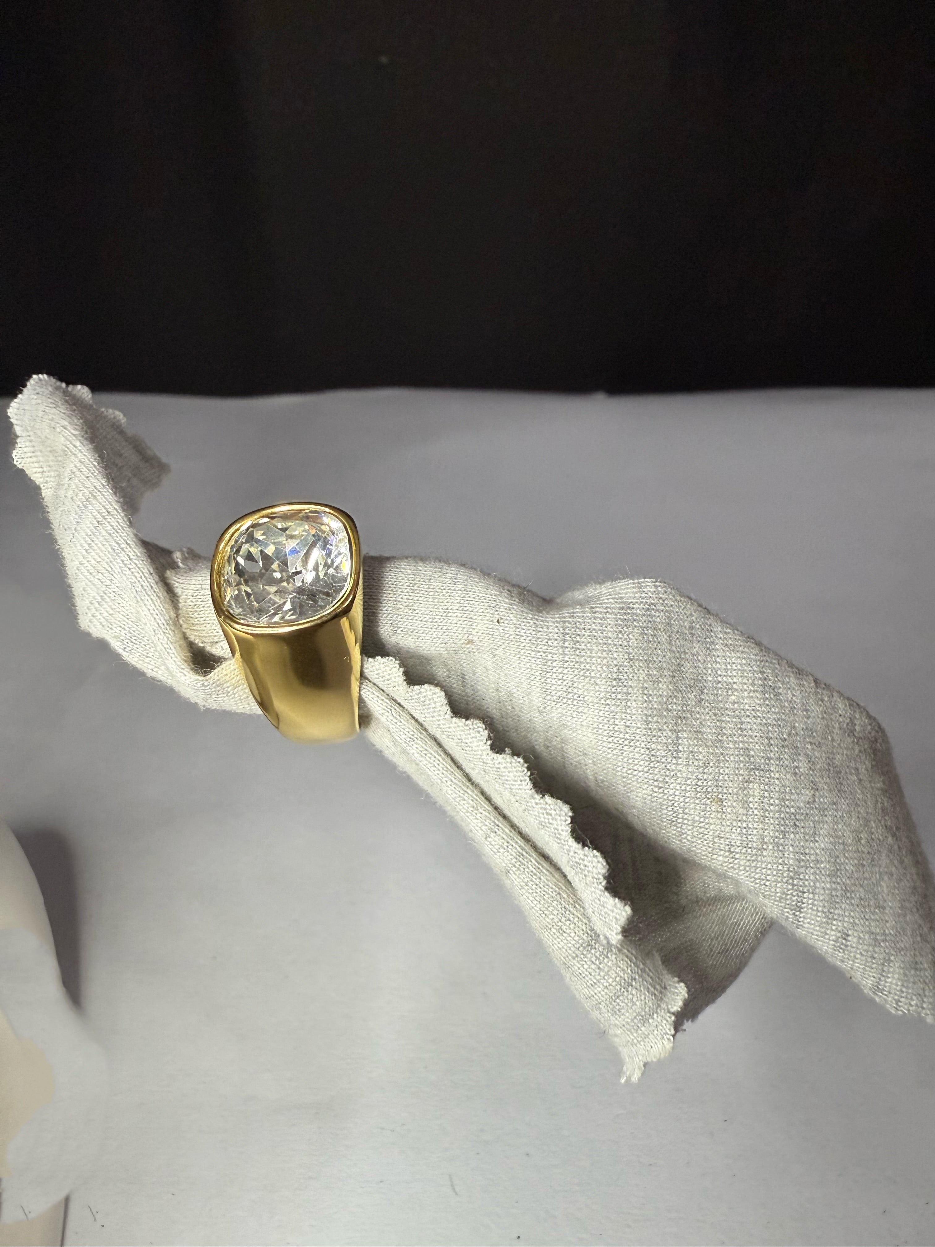 Gold ring