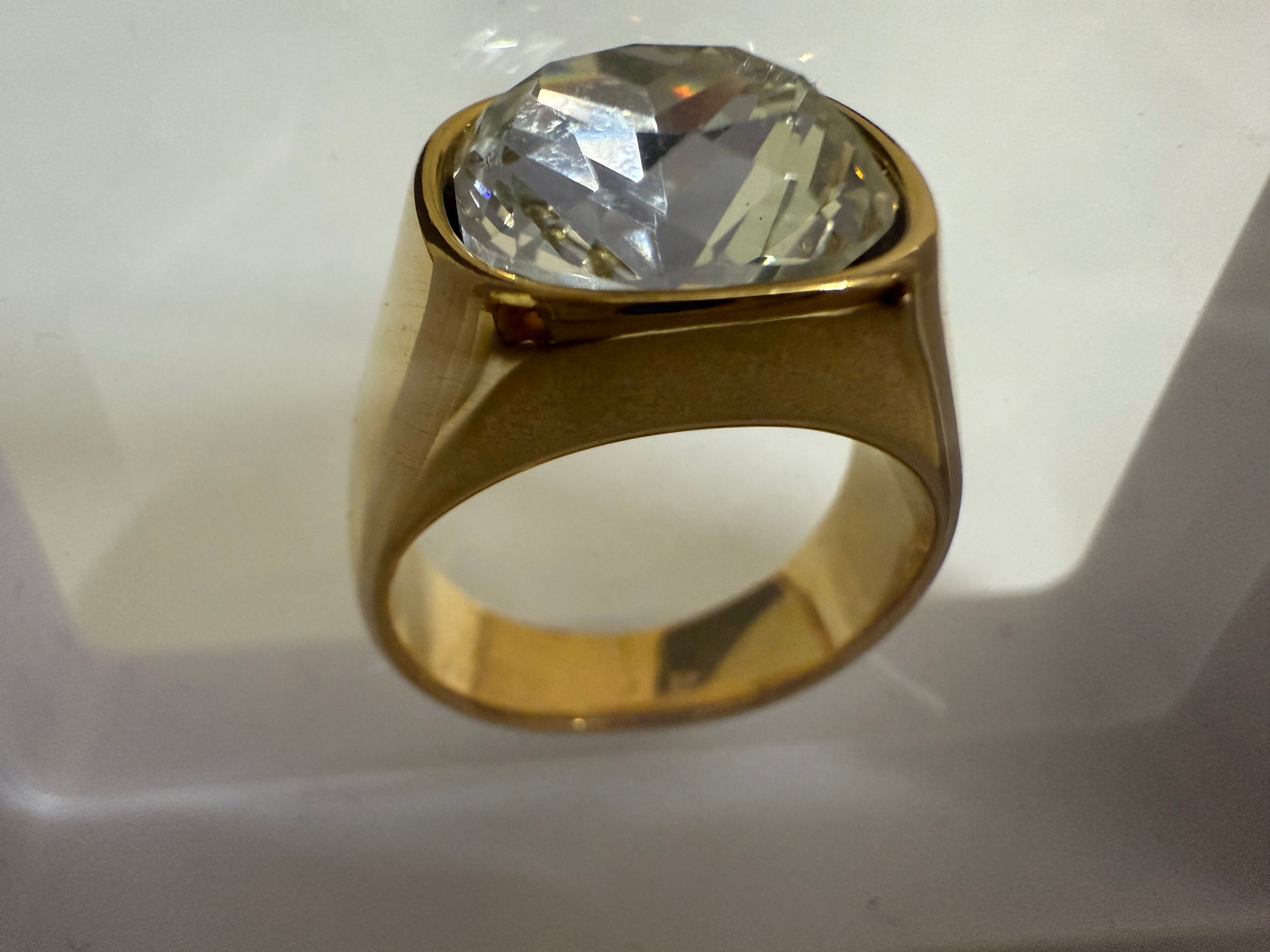 Gold ring